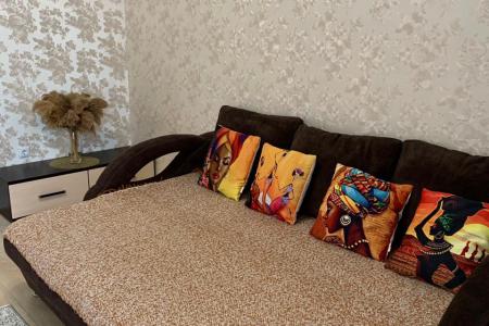 Уютная однушка рядом с Галактикой