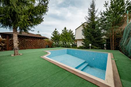 Маленький дом Вики - коттедж на 15 человек