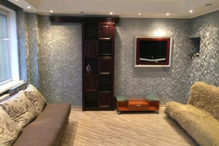 Двухкомнатная квартира на Предмостной площади