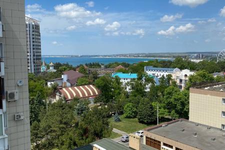 1-ком у центрального пляжа с парковой зоной