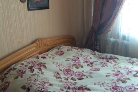 Двухкомнатная квартира возле метро Малиновка