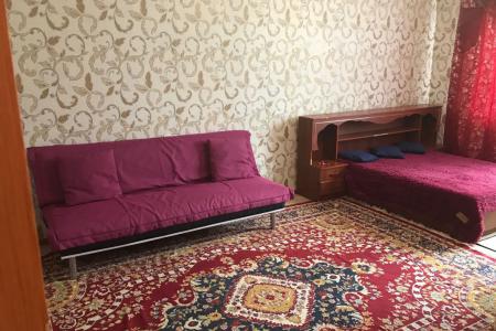 Возле Газпром центрально