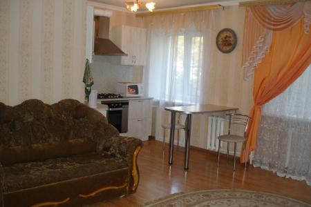 Уютная 2-х комнатная квартира в Центре Тулы.