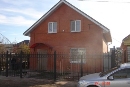 Сдаю двух этажный дом посуточно