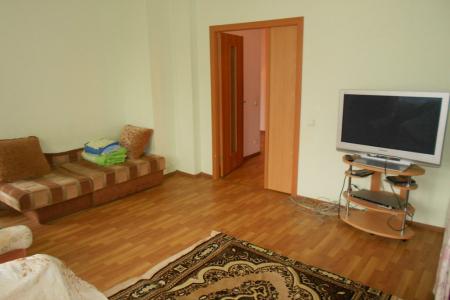 Сдаю 2-комнатную квартиру с мебелью и бытовой техникой в Центре города.