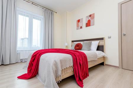 Двухкомнатная квартира у парка Горького