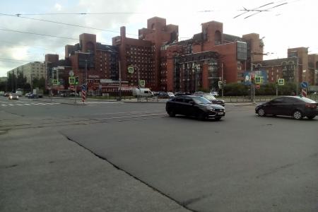 Однокомнатная квартира возле Микрохирургии газа. Купчино.