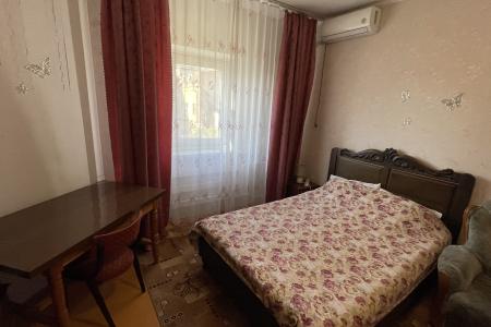 Двухкомнатная в Цветнике посуточно