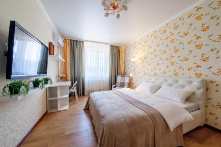 Уютная 1-комнатная квартира возле стадиона ЖК " Панорама" улица Восточно-Кругликовская