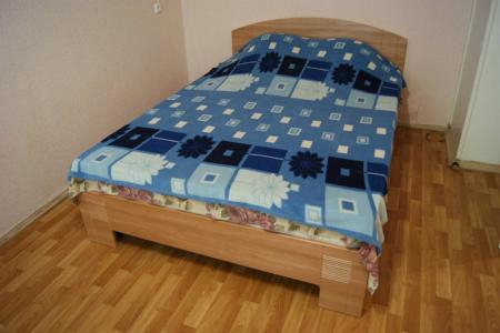 Однокомнатная квартира рядом с ТЦ "Галерея Чижова"