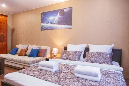 Просторная квартира с дизайнерским ремонтом рядом с Центральной площадью