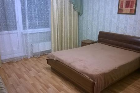 Уютная чистая квартира рядом с ТРЦ "Планета" и МВДЦ "Сибирь"