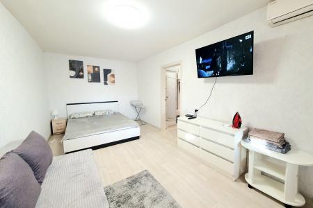 Комфортная квартира для приезжих,высокий этаж