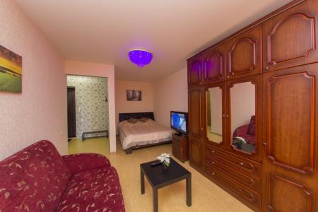 Квартира с панорамным балконом с видом на парк!