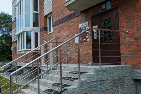 Сдаем посуточно однокомнатную квартиру, 48 м², Благовещенск, улица Амурская, 283