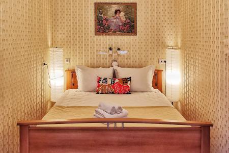 Пушкина, 12. 2-к. квартира