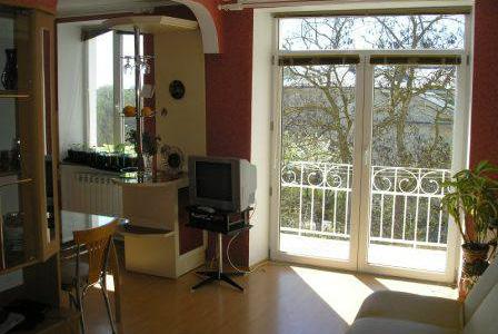 Сдаю двухкомнатную квартиру в Евпатории