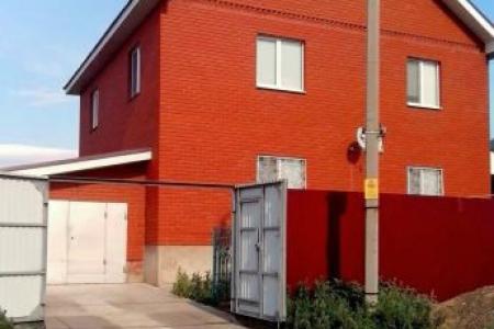 Коттедж уютный