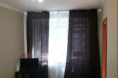 Двухкомнатная квартира рядом с пл Маркса и метро