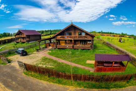 Недорогой коттедж по Ленинградскому шоссе до 15 человек