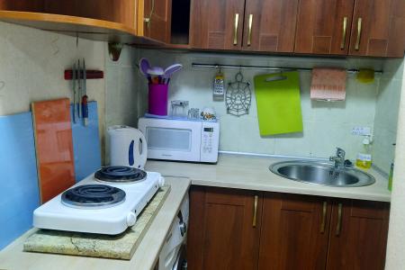 Сдам  по суточно 1 к квартиру рядом с музеем мирового океана и южным вокзалом