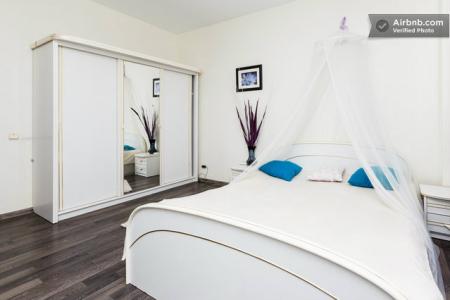 В подарок скидка в аквапарк 50 процентов!!