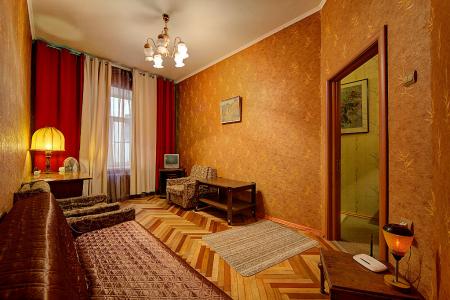 Квартира на Жуковского 18