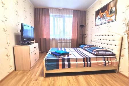 ПРОСТОРНАЯ  И ЧИСТАЯ КВАРТИРА  РЯДОМ С АКВАПАРКОМ " УЛЕТ"!!!