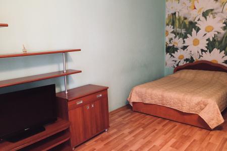 Отличная квартира,рядом ТЦ Галерея Вояж ,ТД Центральный,недалеко ЖД вокзал,кардиоцентр