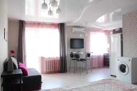 Квартира с новым ремонтом в центре, Wi-Fi, места 2+2