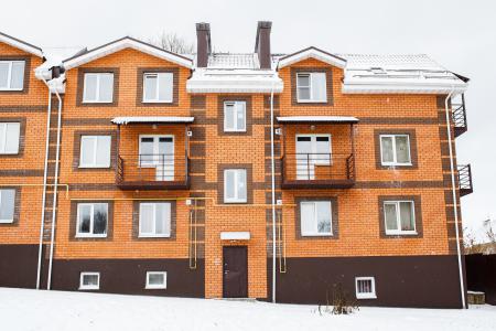 Двухкомнатная квартира на переулке Каракозова 10