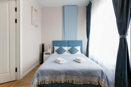 Дизайнерская уютная, светлая студия с новым ремонтом в одном из самых зеленых районов Москвы.