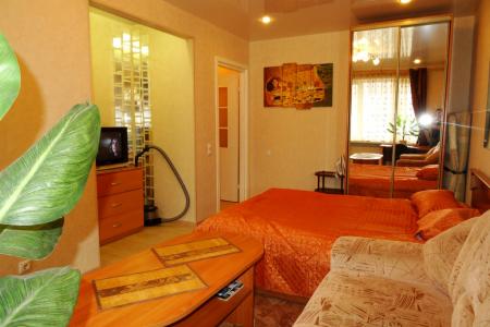 100м от Вокзала. Центр. Евроремонт.1к-квартира.