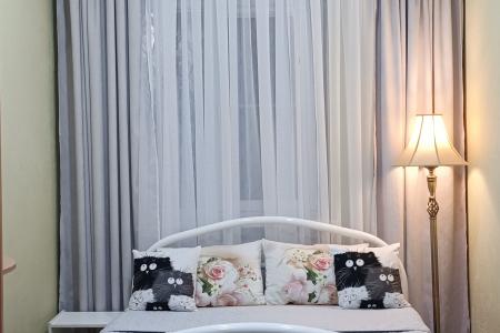 Двухкомнатная квартира с дизайнерским ремонтом рядом с Панорамой, Курортным бульвапом и парком