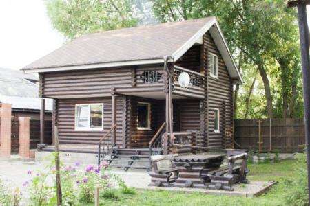 Дом-баня рядом с рекой и озером