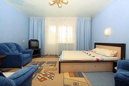 Квартира посуточно на Нижегородской