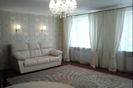 Сдам 2-комнатные квартиру посуточно с хорошим ремонтом