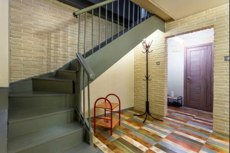 Комфортабельная трехкомнатная квартира с новой мебелью