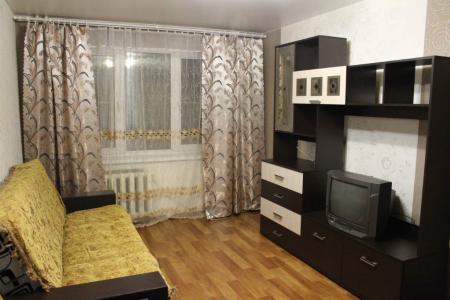 Сдаю 1 к. кв. на Володарского, 20а, посуточно