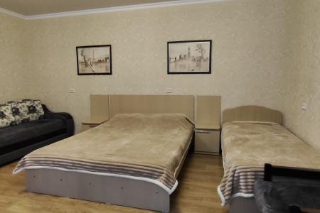 Отдельный гостевой домик в частном секторе, центр города, 10 минут ходьбы от питьевых бюветов