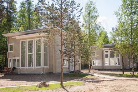 Коттеджи 150 м² на участке 30 сот.