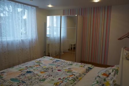 3 спальные комнаты в новом благоустроенном коттедже