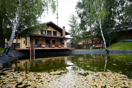 Сдаем посуточно и на выходные коттедж в Крючково.Без комиссии.