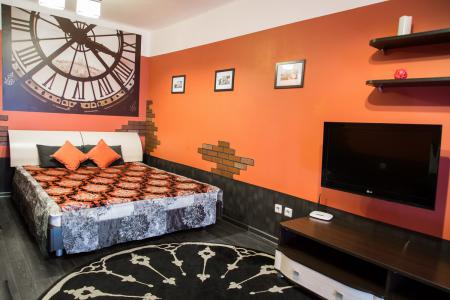 Красивая дизайнерская квартира в новом доме