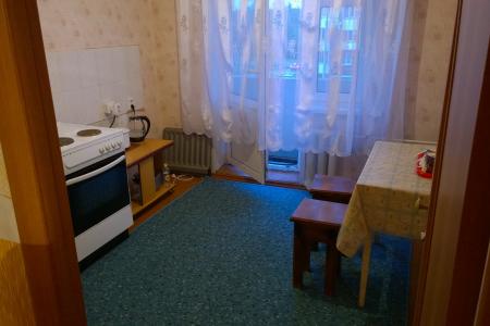 Квартира возле остановки,в пяти минутах ходьбы от центра