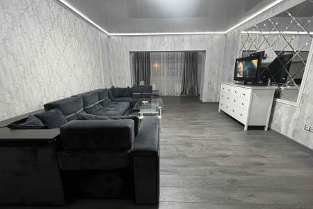 Двухкомнатный люкс на Пестова