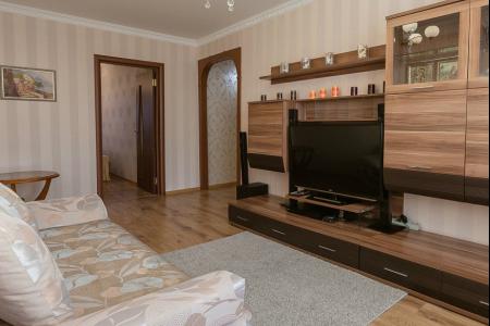 трехкомнатная квартира