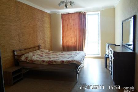 Двухкомнатная квартира возле остановки Дмитриева