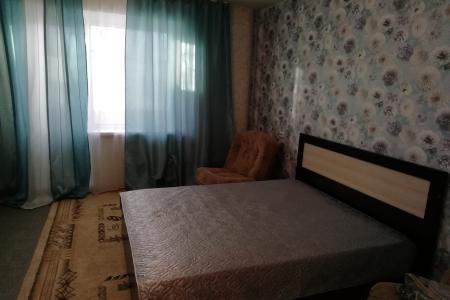 Однокомнатная квартира возле областной больницы