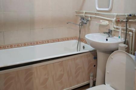 Центр, теплая, уютная, чистая